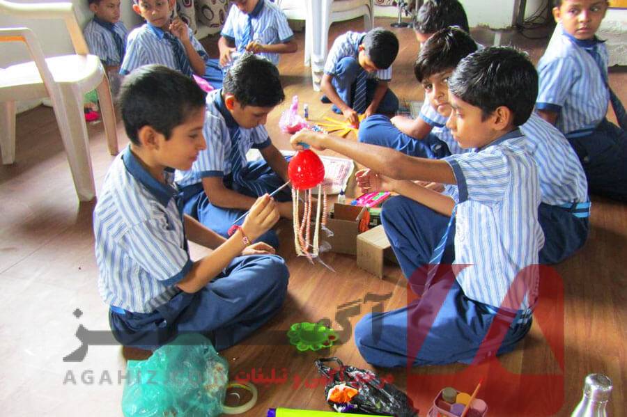 آموزش مهارت‌های خلاقانه در مدارس راهنمایی