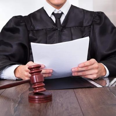 بهترین-وکیل-برای-توقیف-اموال-و-وصول-طلب