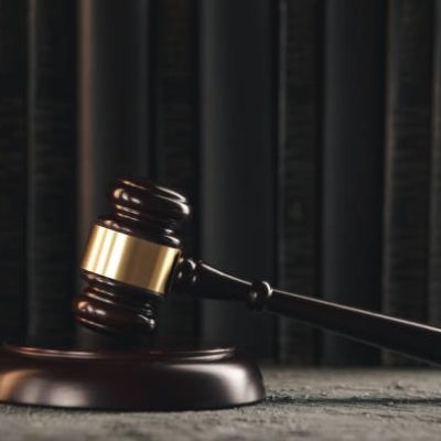 بهترین-وکیل-برای-شکایت‌های-حقوقی-آنلاین