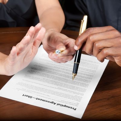 نکات-مهم-در-عقد-قرارداد-با-وکیل-طلاق-آنلاین