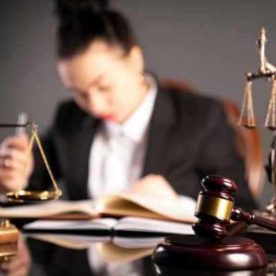 چگونه-بهترین-وکیل-برای-امور-ارث-و-انحصار-وراثت-پیدا-کنیم؟-1