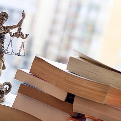 بهترین-وکیل-برای-ماده-۴۷۷-با-پرونده‌های-موفق