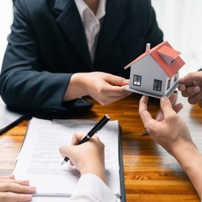 فروش-سند-مسکونی-برای-دریافت-تسهیلات-بانکی